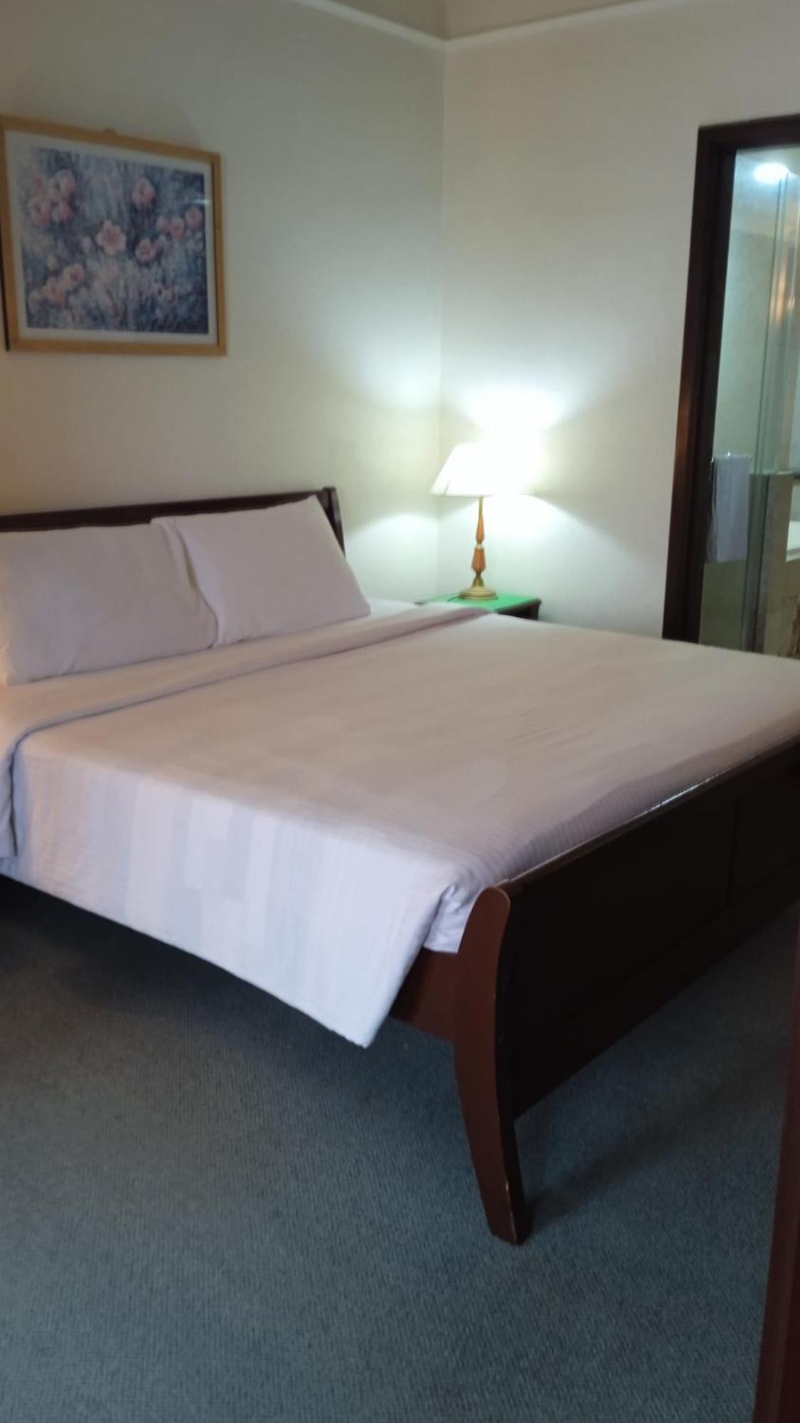 Visitor Service Suits At Times Square Bukitbintang K L Kuala Lumpur