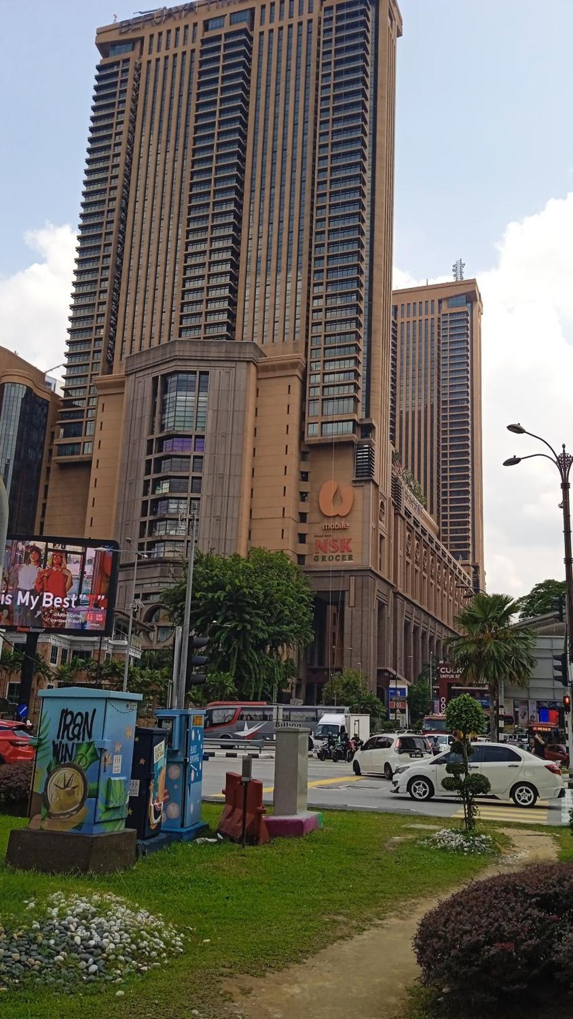 Visitor Service Suits At Times Square Bukitbintang K L Pangsapuri Kuala Lumpur