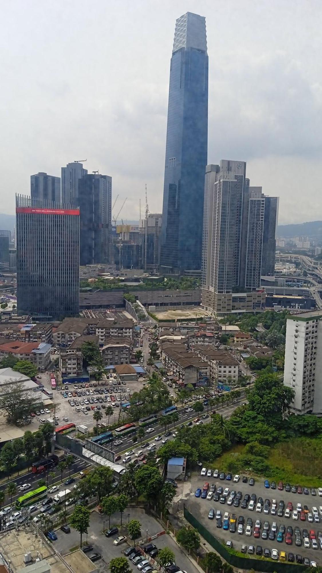 Visitor Service Suits At Times Square Bukitbintang K L Pangsapuri *