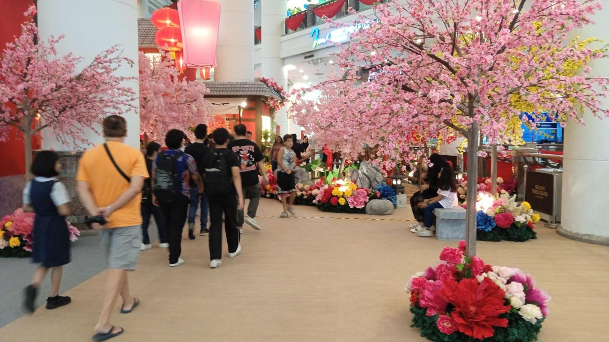 Visitor Service Suits At Times Square Bukitbintang K L Pangsapuri *
